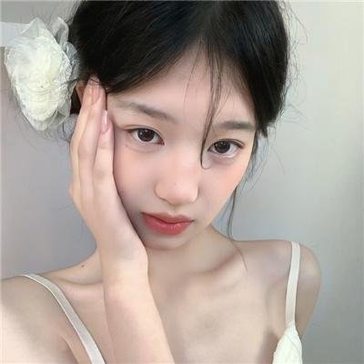 霸气女销售